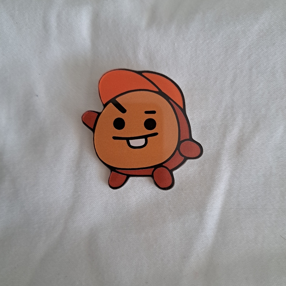Shooky pin and drink set